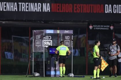 Palmeiras rebate críticas do Vitória, defende arbitragem e alega "tentativa de desmerecer vitória legítima"