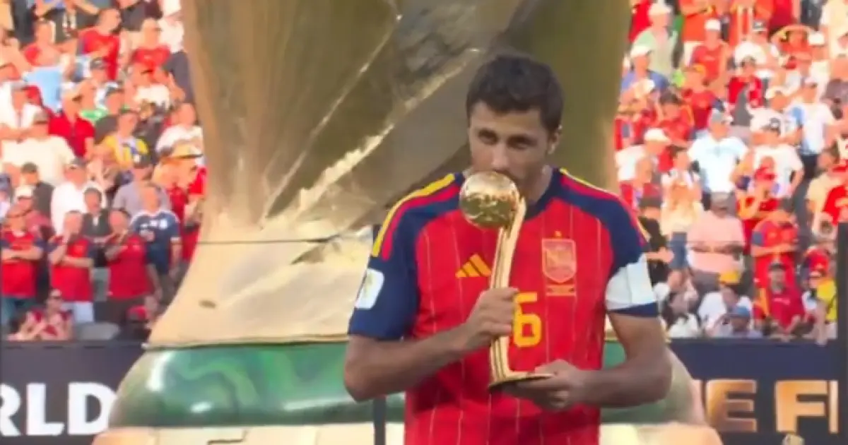 Fifa premia Rodri como destaque da Copa do Mundo de 2026