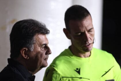 Vitória publica nota de repúdio contra Abel Ferreira após fala sobre Luan Cândido; entenda