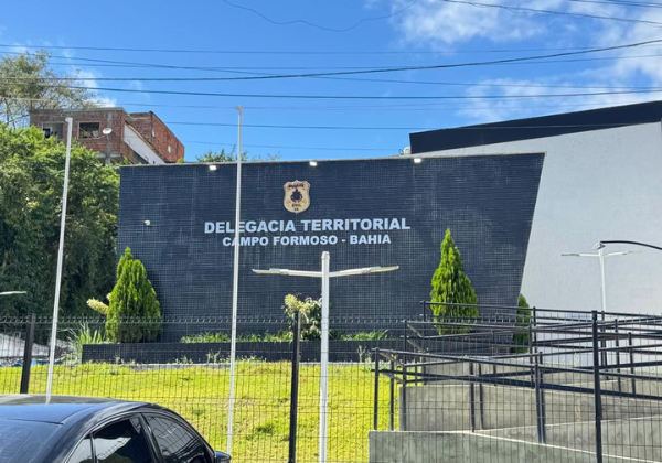PolÃ­cia apreende R$ 1 mil em cÃ©dulas falsas no interior da Bahia