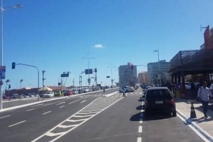 Avenida Octavio Mangabeira, em Piata