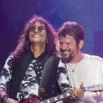 Saulo Fernandes e Luiz Caldas no palco