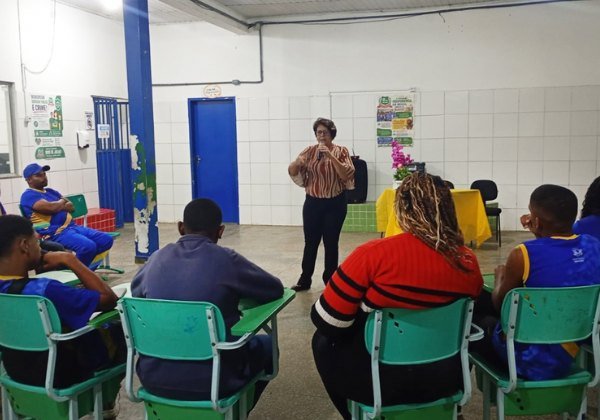 Sala de aula da Educação de Jovens e Adultos