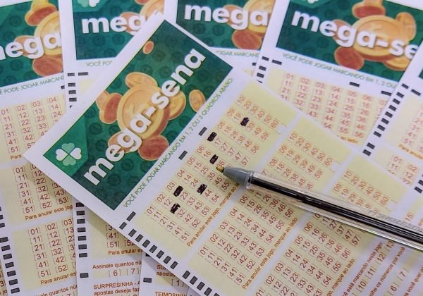 Duas apostas de Salvador dividem R$ 242 mil na quina da Mega-Sena
