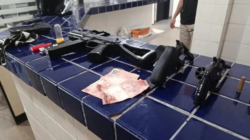 Armas apreendidas pela PM em Brumado