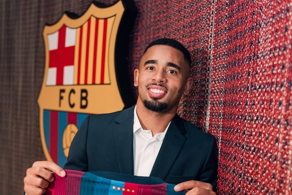 Enzo e Gabriel Jesus marcam o último dia da janela de transferências