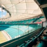 Arquibancadas e gramado da Arena Fonte Nova, em Salvador
