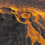 Imagem de radar mostra lava escorrendo pela encosta de um vulcão