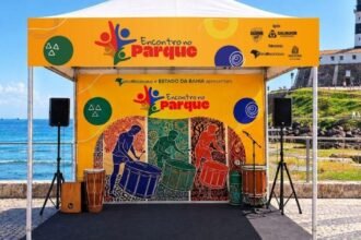 Estrutura do projeto Encontro no Parque na orla de Salvador
