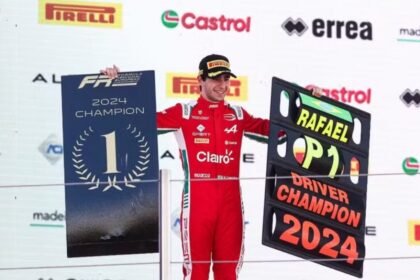 Rafael Câmara comemora título no automobilismo