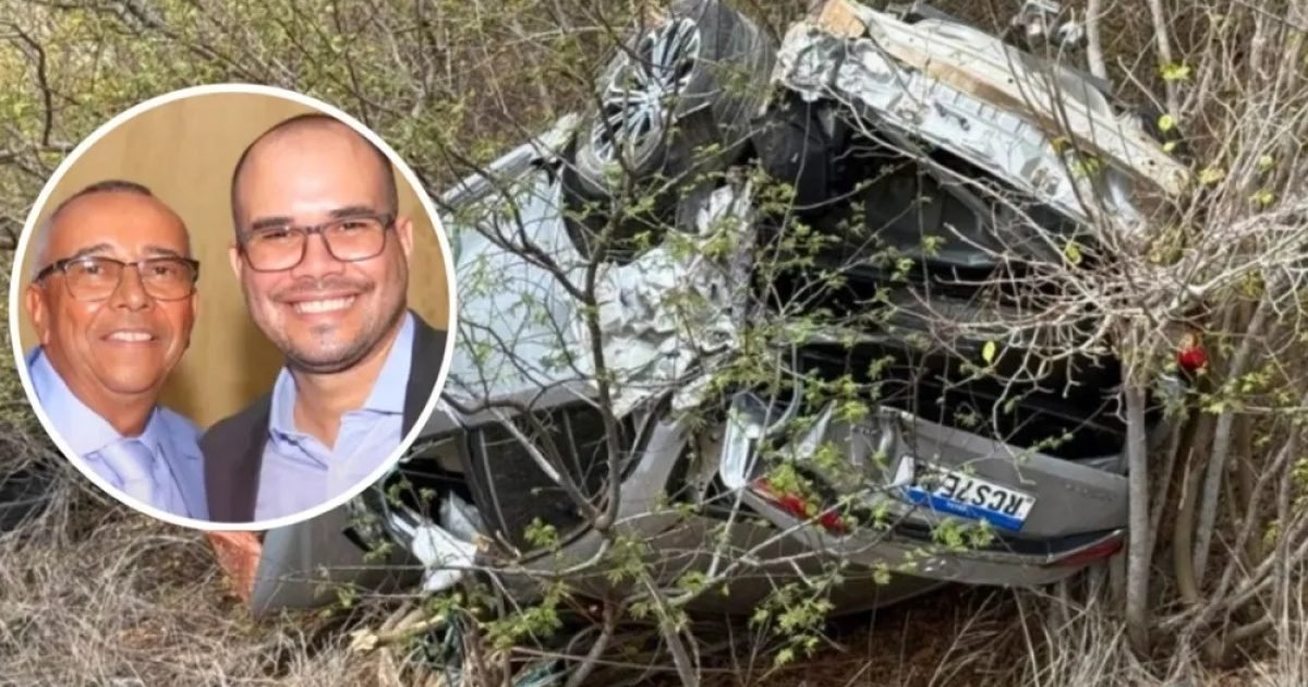 Carro após acidente na BR-116