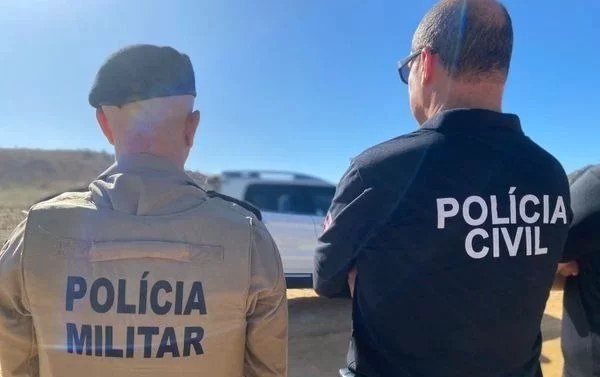 Viaturas das polícias Civil e Militar