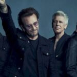 Integrantes da banda U2 posam para foto