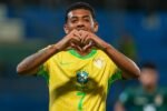 Kauê Furquim comemora gol com a camisa da Seleção