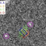 Imagem astronômica com o objeto do sinal destacado