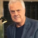Jornalista Pedro Bial durante entrevista